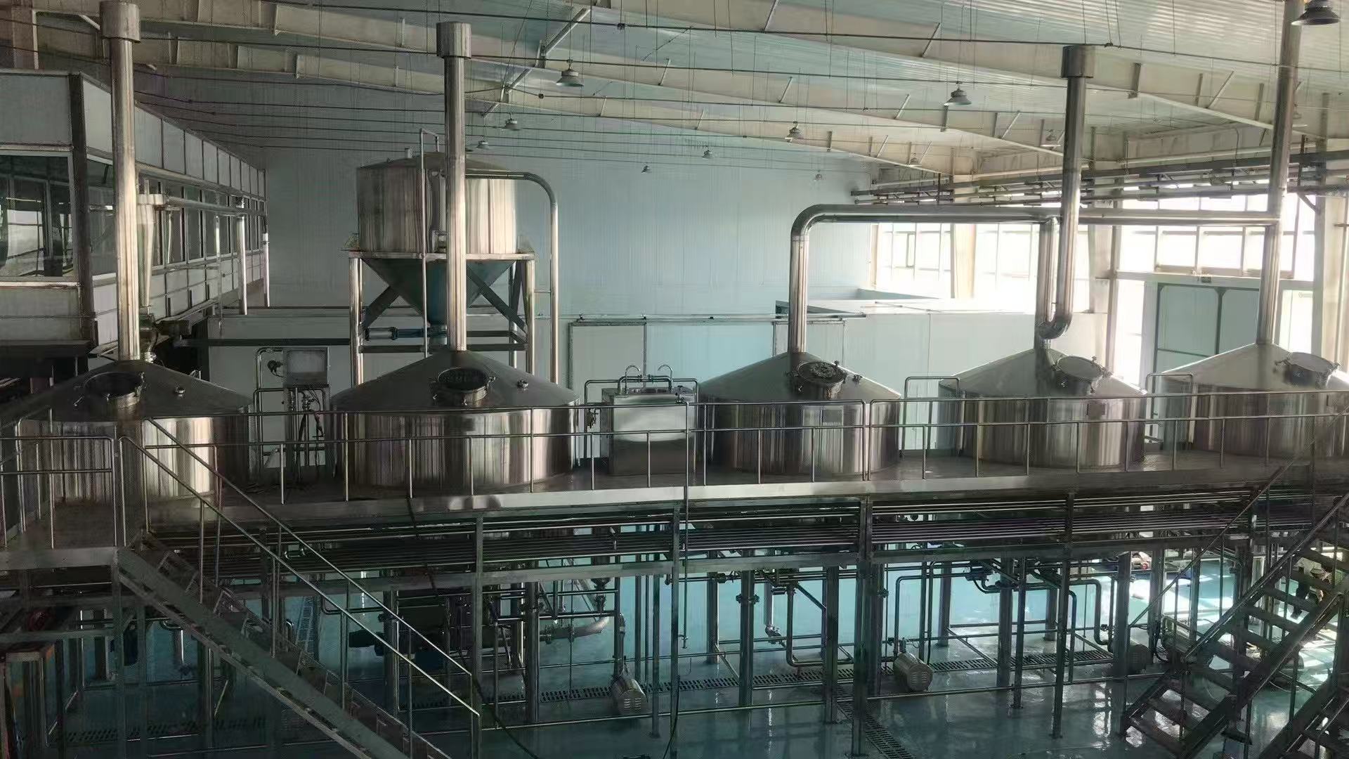 通渭精酿啤酒设备厂—精酿啤酒设备主要生产工艺与核心技术